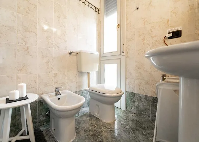 Realkasa Otto Colonne Flat Bologna