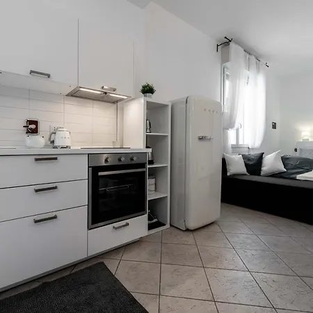 Realkasa Otto Colonne Flat * Bologne